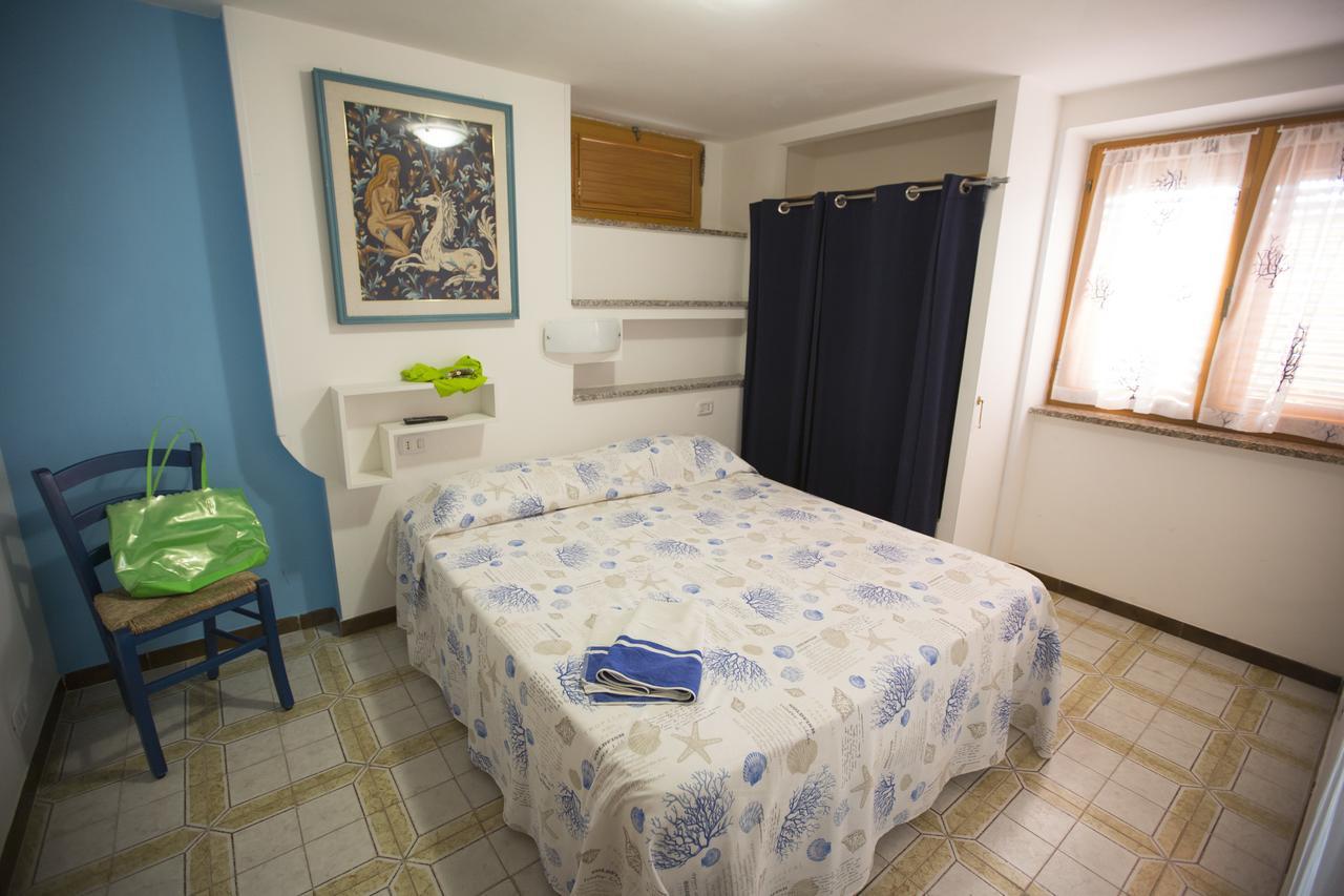 Appartamento In Villa Valentini, Fronte Mare, Giardino E Parcheggio Privato, Wifi, Dotato Di Tutti I Confort, Nel Golfo Di Gaeta Minturno Exterior foto